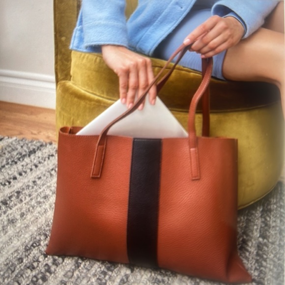 VINCE CAMUTO Vegan Leather Tote - Luck Tote  in Pebbled Red Desert Black Stripe - Picture 2 of 8